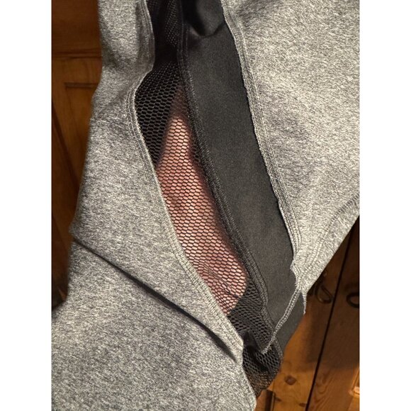 BEBE Sport Black Grey Capri with Mesh Strip Active‎ Leggings Pants Plus 3X - Picture 3 of 5